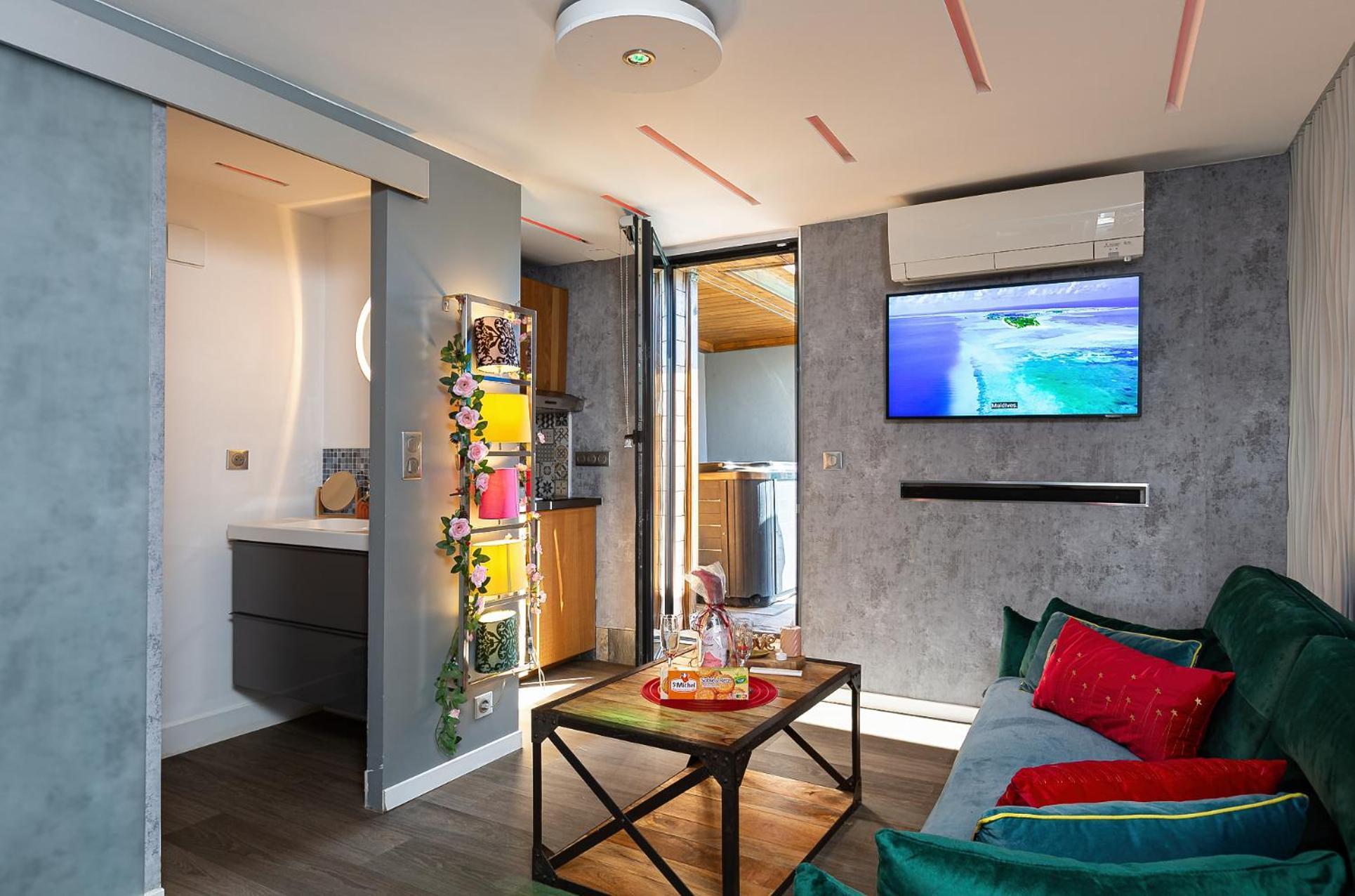 Gites Spa Strasbourg - Studio Romantique, Jacuzzi, Sauna, Terrasse Privee Furdenheim Exterior photo